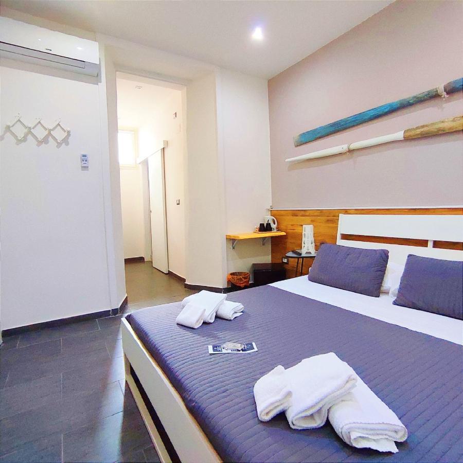 Passi Di Mare Rooms Giardini-Naxos Extérieur photo