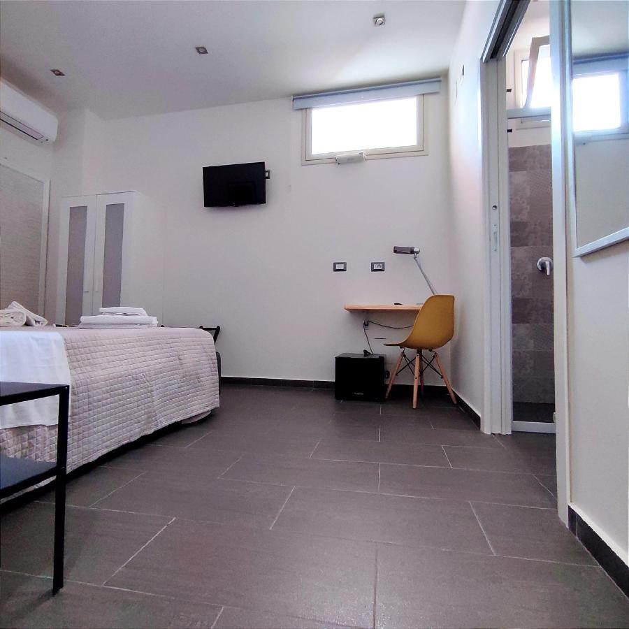 Passi Di Mare Rooms Giardini-Naxos Extérieur photo