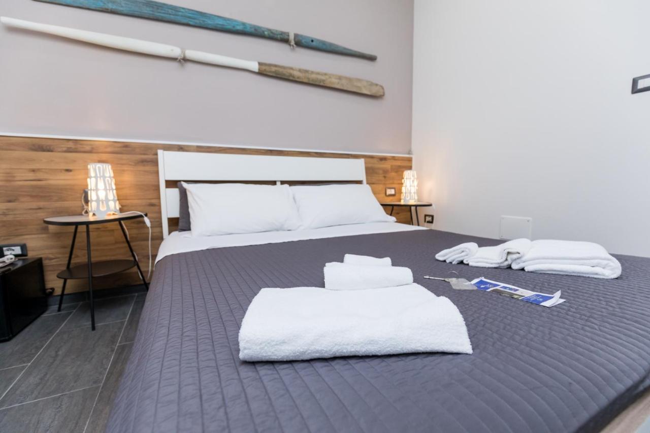 Passi Di Mare Rooms Giardini-Naxos Extérieur photo